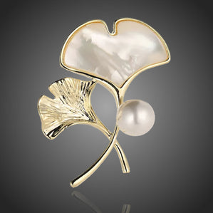 brošňa lístok s pravou perlou