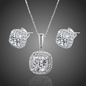 dámsky set luxusnej bižutérie kocky