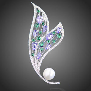 Brošňa luxusná lístok s perlou Levantella