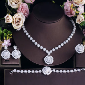 luxusný spoločenský a svadobný set bižutérie s kvetmi