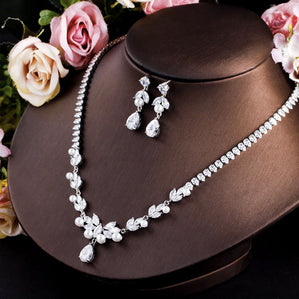 luxusný svadobný a spoločenský set bižutérie