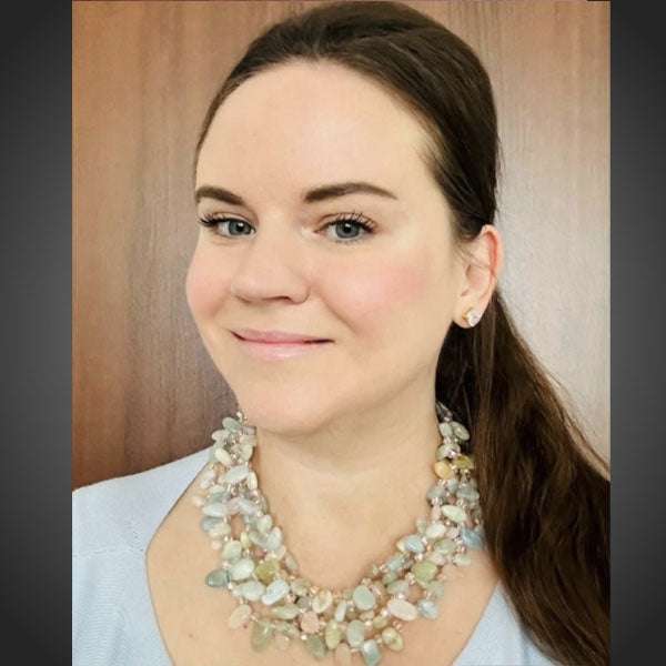 Náhrdelník modro-ružovym beryl morganitom s krištálom