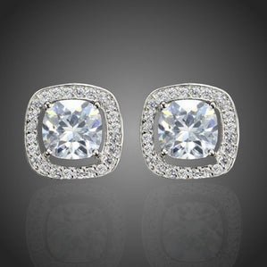 náušnice s čírymi zirkónmi kocky