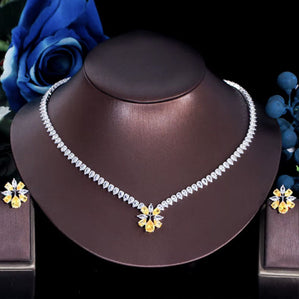 Set so žltými kvetmi Santorinia