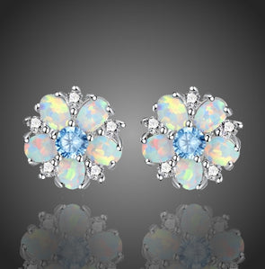 náušnice kvietky s modrým opálom