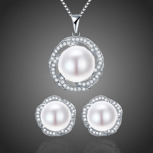 Set s bielymi riečnymi perlami Angelina